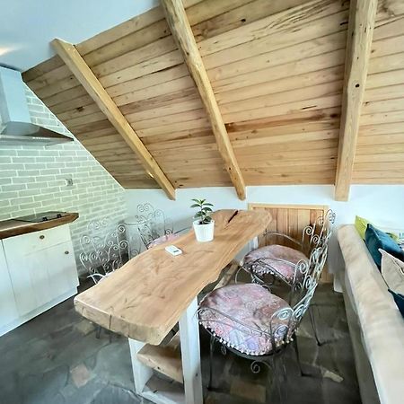 Unique Wooden Villa With Pool Olympiada Exteriér fotografie